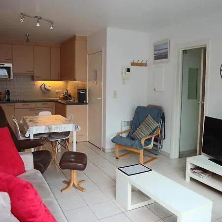 In With Terrace, Cleaning Included * Nieuwpoort